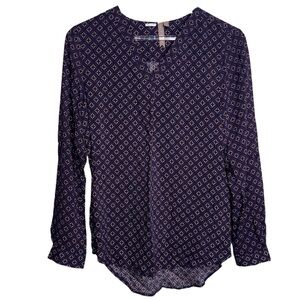 Elegant Navy Patterned Blouse